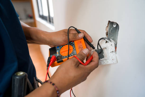 Best Local Electrician Companies  in Clanton, AL